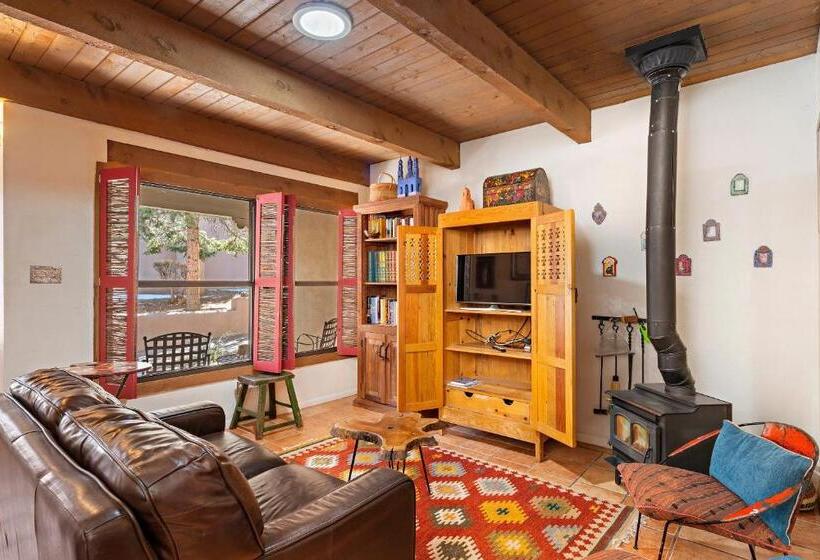 فندق Fort Marcy Suites By All Seasons Resort Lodging