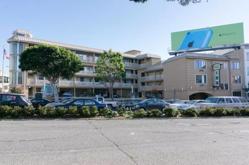 酒店 Francisco Bay Inn