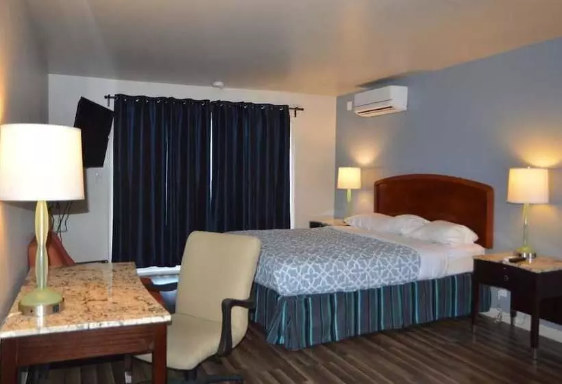 ホテル Glass Slipper Inn  Stanford Palo Alto