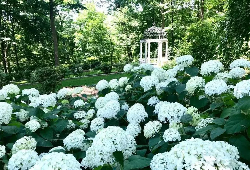 Отель Gramercy Mansion