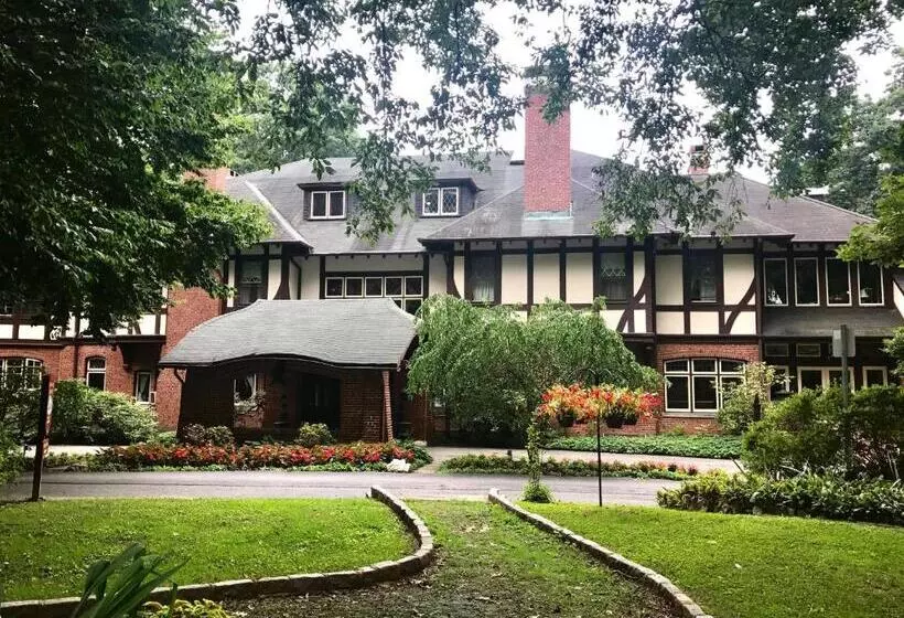 Отель Gramercy Mansion