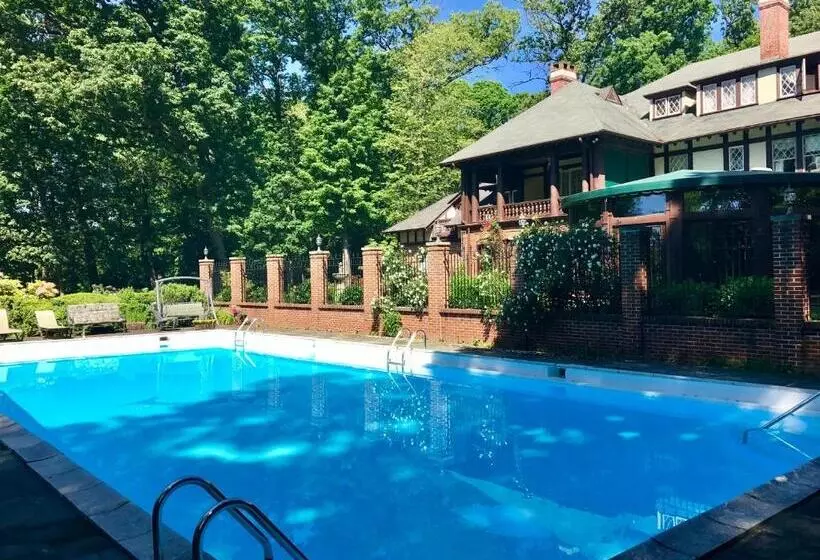 Отель Gramercy Mansion