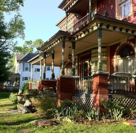 فندق Grand Avenue Bed And Breakfast