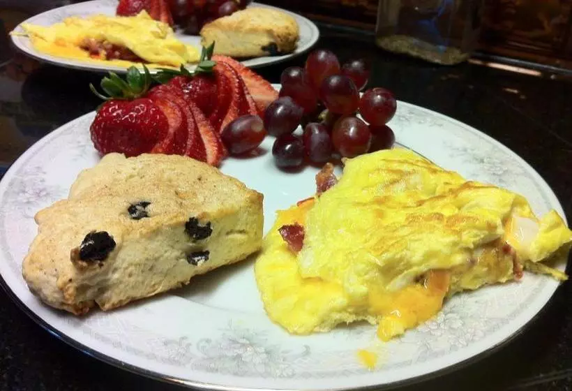 فندق Grand Avenue Bed And Breakfast