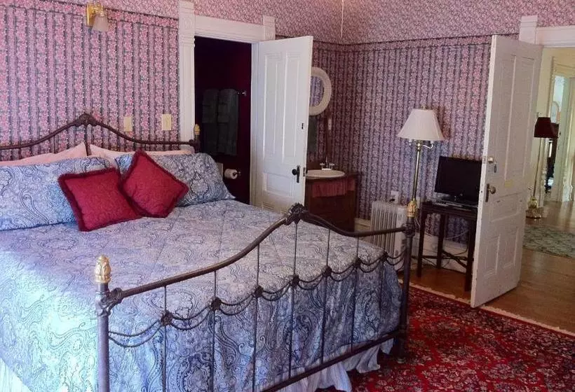 فندق Grand Avenue Bed And Breakfast