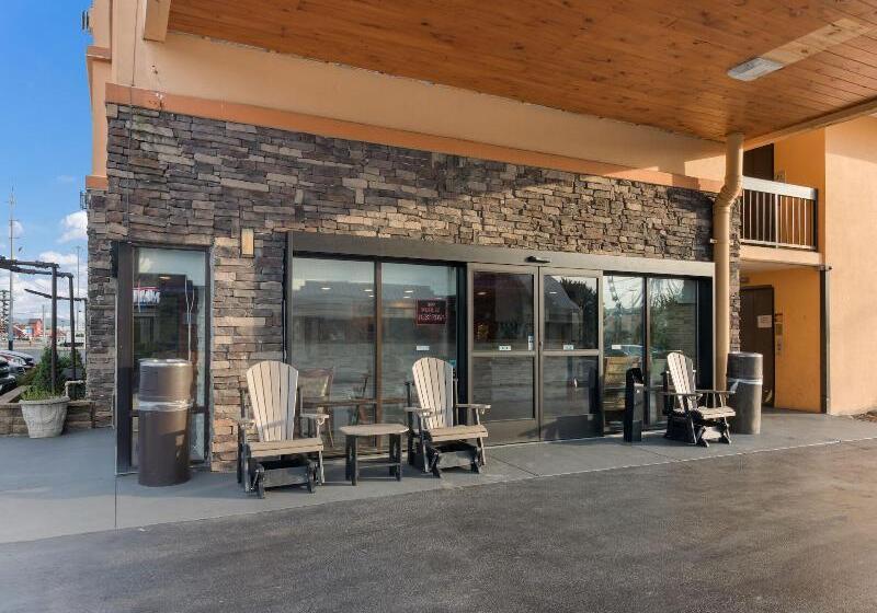 فندق Mountain Vista Inn & Suites  Parkway