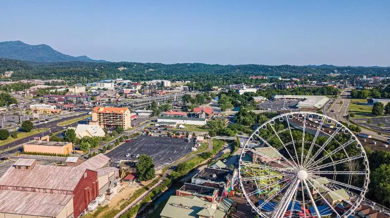 ホテル Mountain Vista Inn & Suites  Parkway