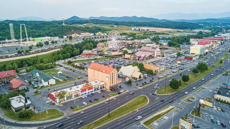 ホテル Mountain Vista Inn & Suites  Parkway