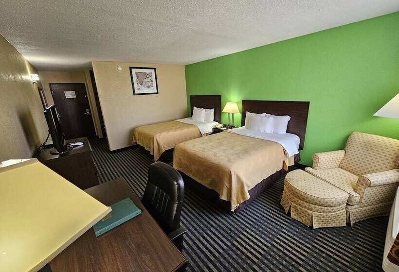 Otel Quality Inn Liberal