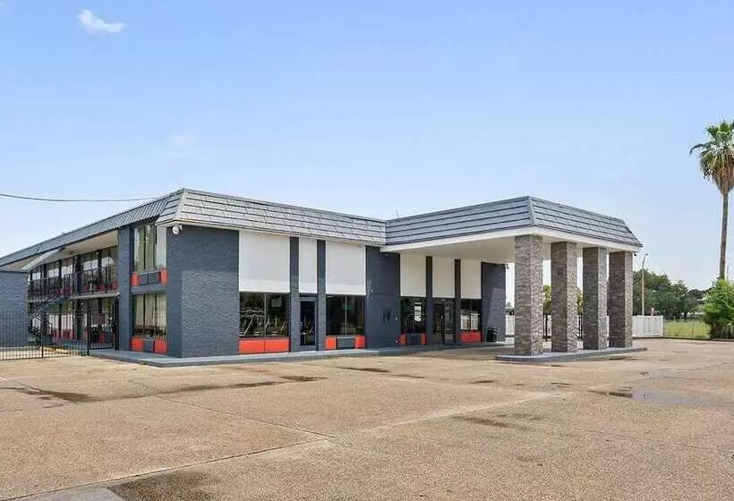 בית מלון כפרי Ramada By Wyndham New Orleans