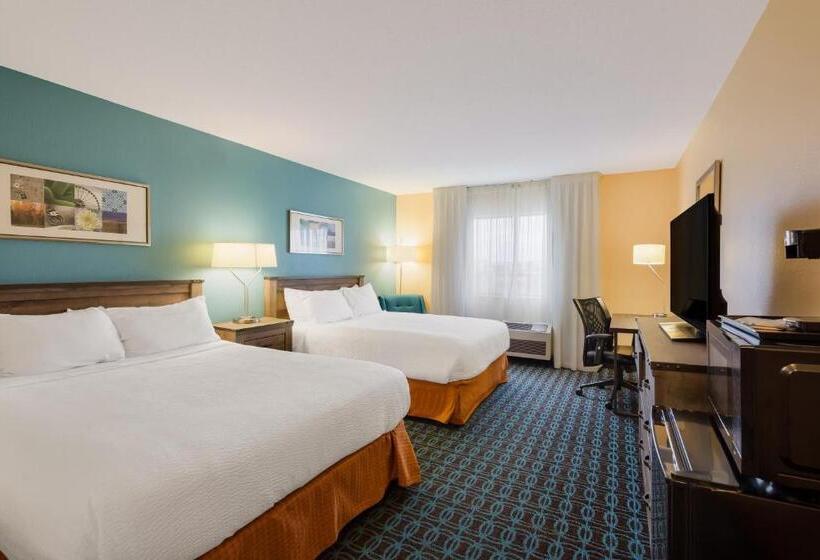 هتل SureStay Plus by Best Western Minot