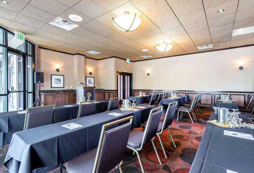 The Golden Hotel, Ascend Hotel Collection