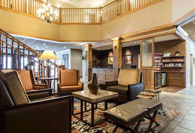 The Golden Hotel, Ascend Hotel Collection