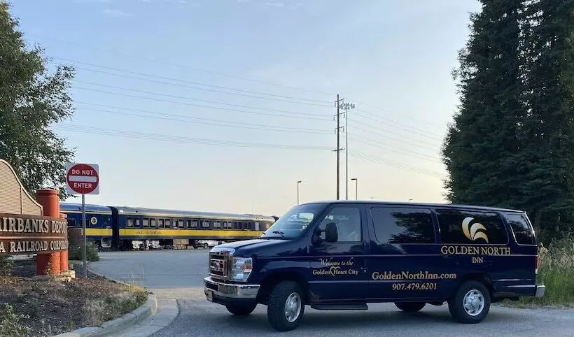 Мотель Golden North Inn