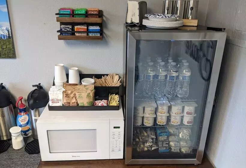 Мотель Golden North Inn