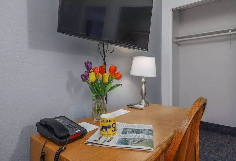 Мотель Golden North Inn