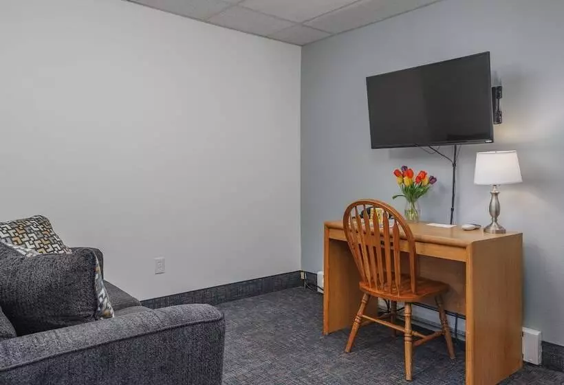 Мотель Golden North Inn