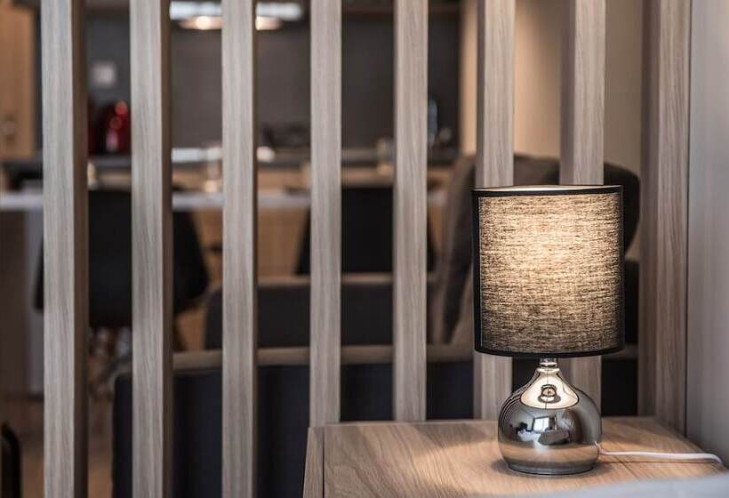 #aura Studios & Suites V9 10