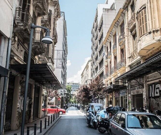 #aura Studios & Suites V9 10