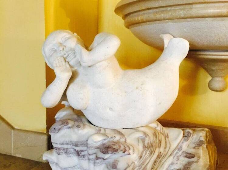 هتل Albergo Ristorante Egadi