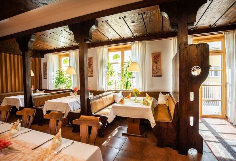 Landgasthof Hotel Sonne Röttingen