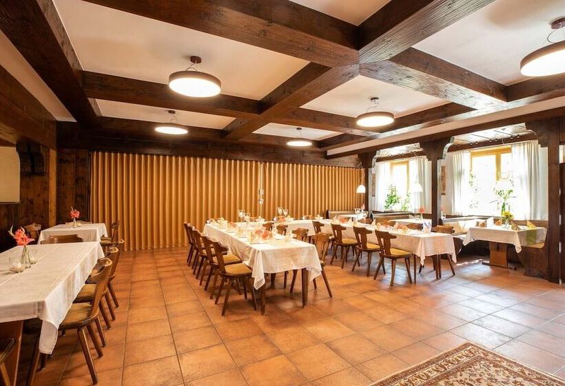 Landgasthof Hotel Sonne Röttingen