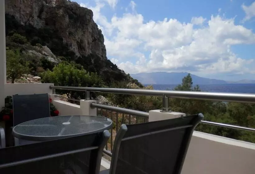 Ravdoucha Beach Studios