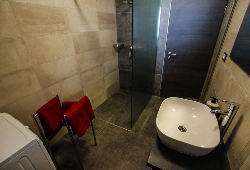 Apartment Tina With Hot Tub