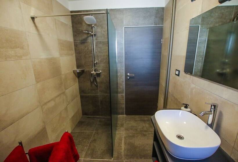 Apartment Tina With Hot Tub