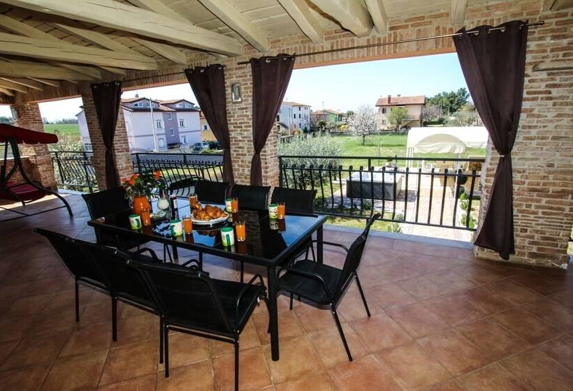 Apartment Tina With Hot Tub