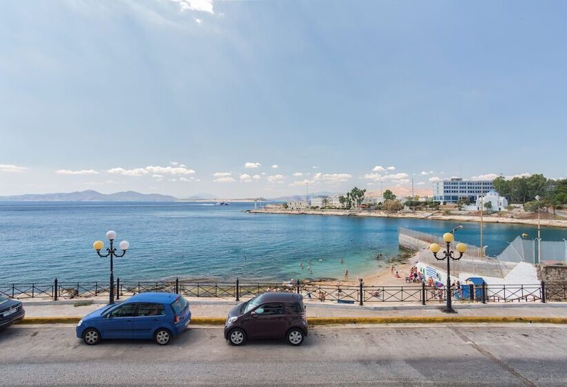 Chic Modern Seaside Oasis  Sunny Piraeus