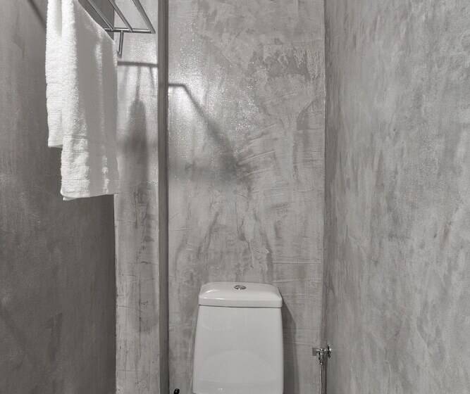 Chic Modern Seaside Oasis  Sunny Piraeus