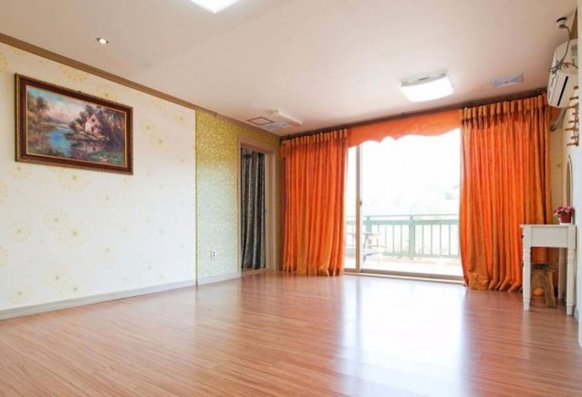 Gyeongju Stella Pension