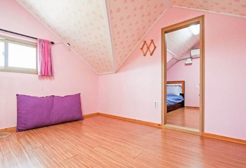 Gyeongju Stella Pension