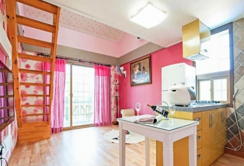 Gyeongju Stella Pension