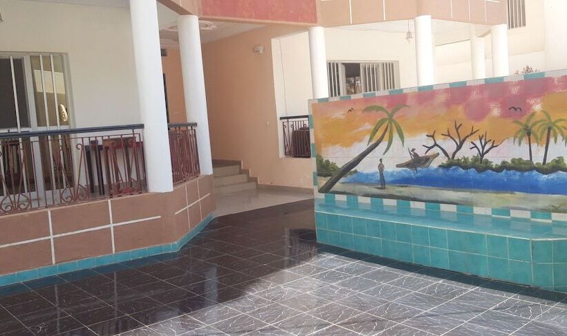 هتل Le Littoral Des Almadies