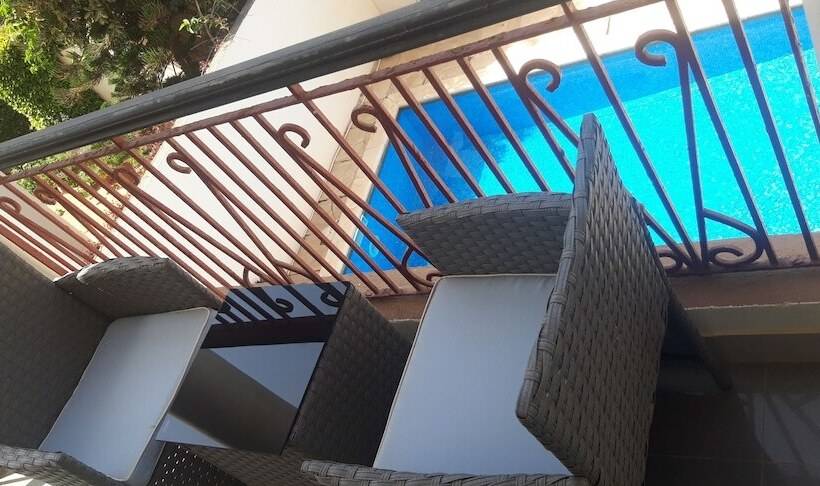 هتل Le Littoral Des Almadies