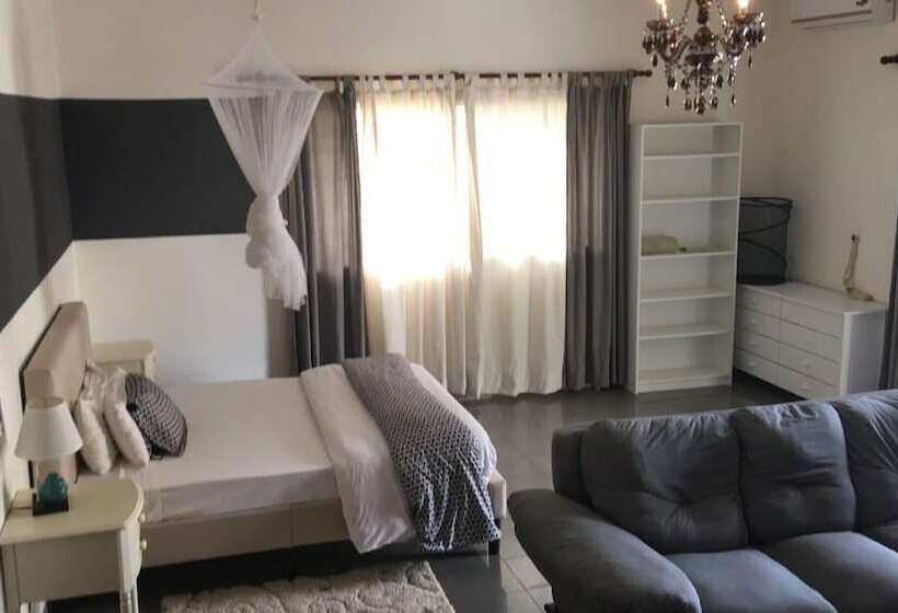 هتل Le Littoral Des Almadies