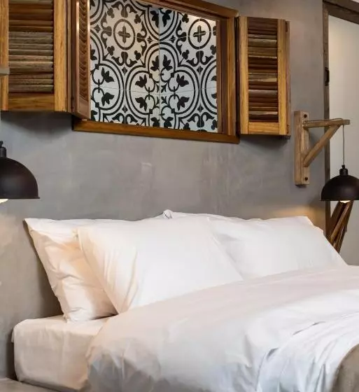 Hotelli Olganos Vl Luxury Rooms & Suites