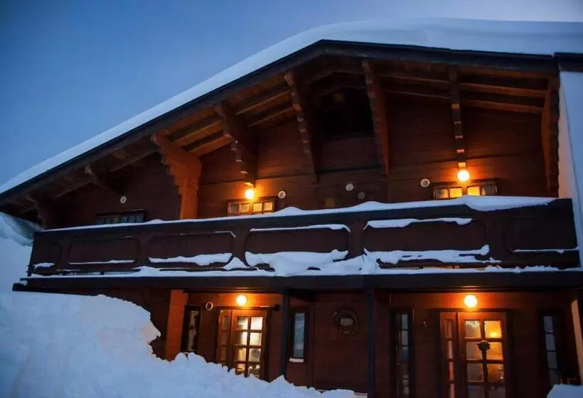 ホテル Snowball Chalet At Madarao Mountain