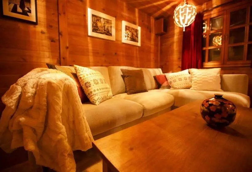 ホテル Snowball Chalet At Madarao Mountain