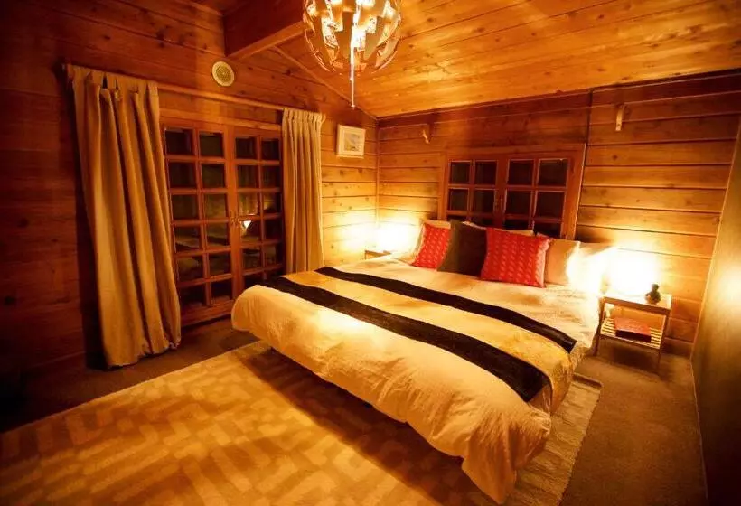 ホテル Snowball Chalet At Madarao Mountain