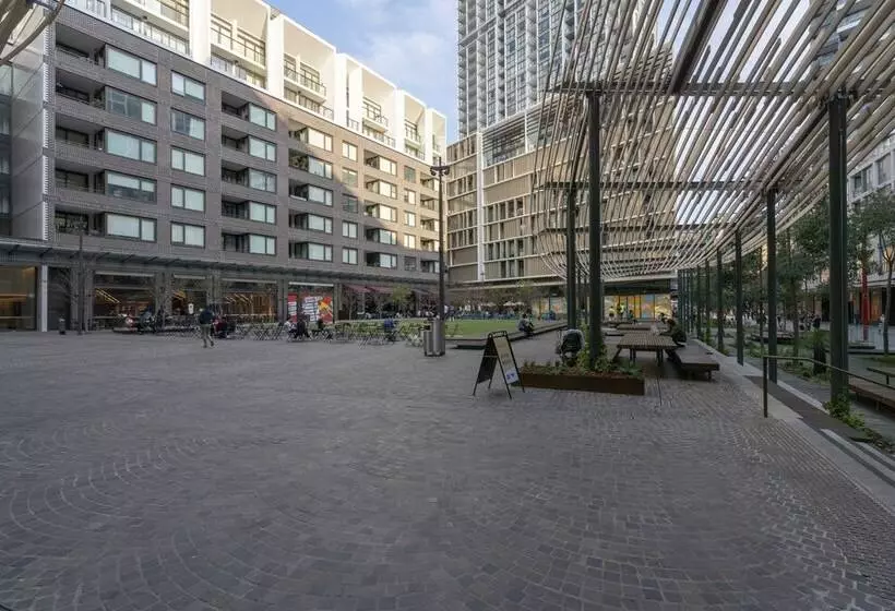 Modern Apartment In Darling Harbour