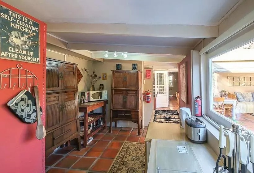 Majatalo Inn Style Guesthouse