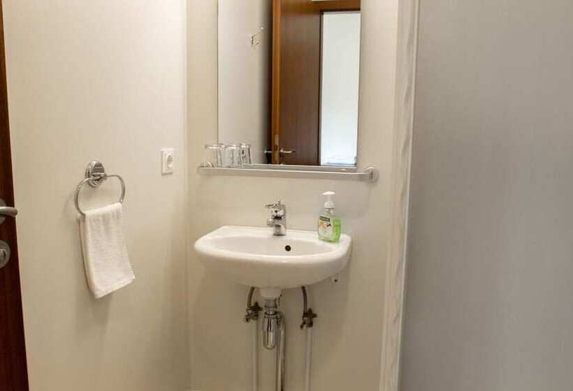 پانسیون Skipalækur Guesthouse