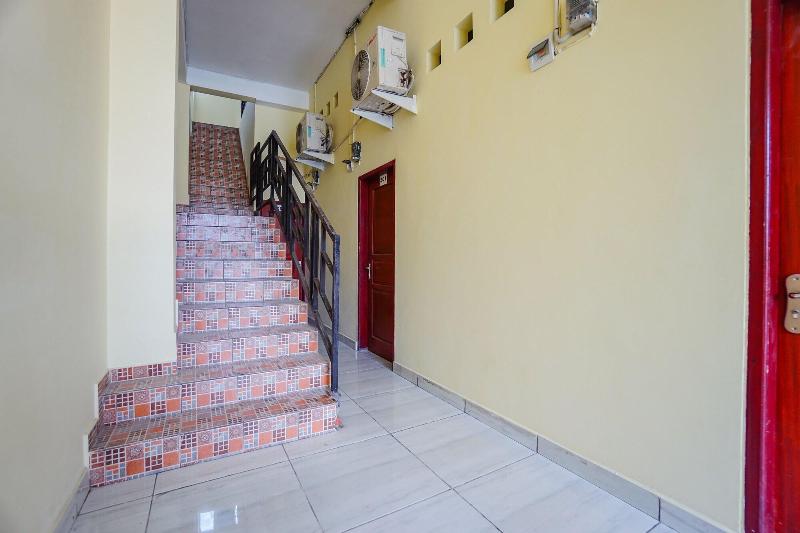 هتل Oyo 1914 Wisma Waraney