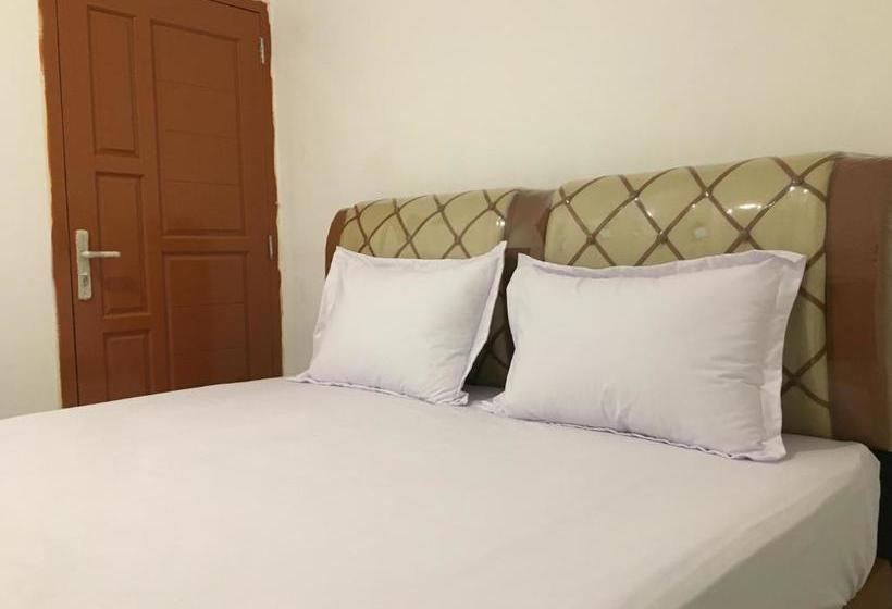 Hotel Oyo 1995 Dream