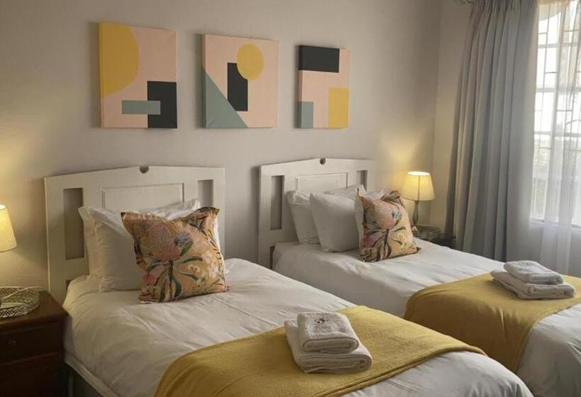 פנסיון Cherry Lane Guest House