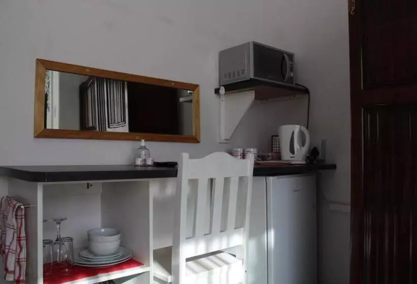 ペンション Cherry Lane Guest House