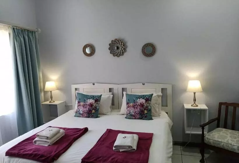 ペンション Cherry Lane Guest House
